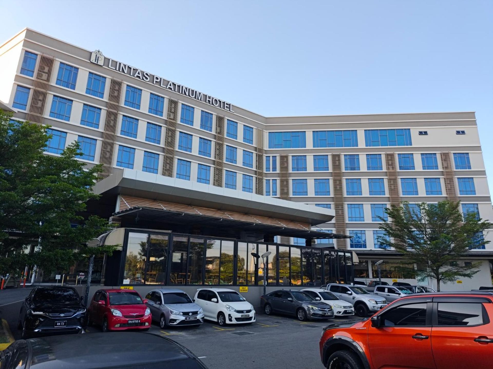 Lintas Platinum Hotel Kota Kinabalu Esterno foto