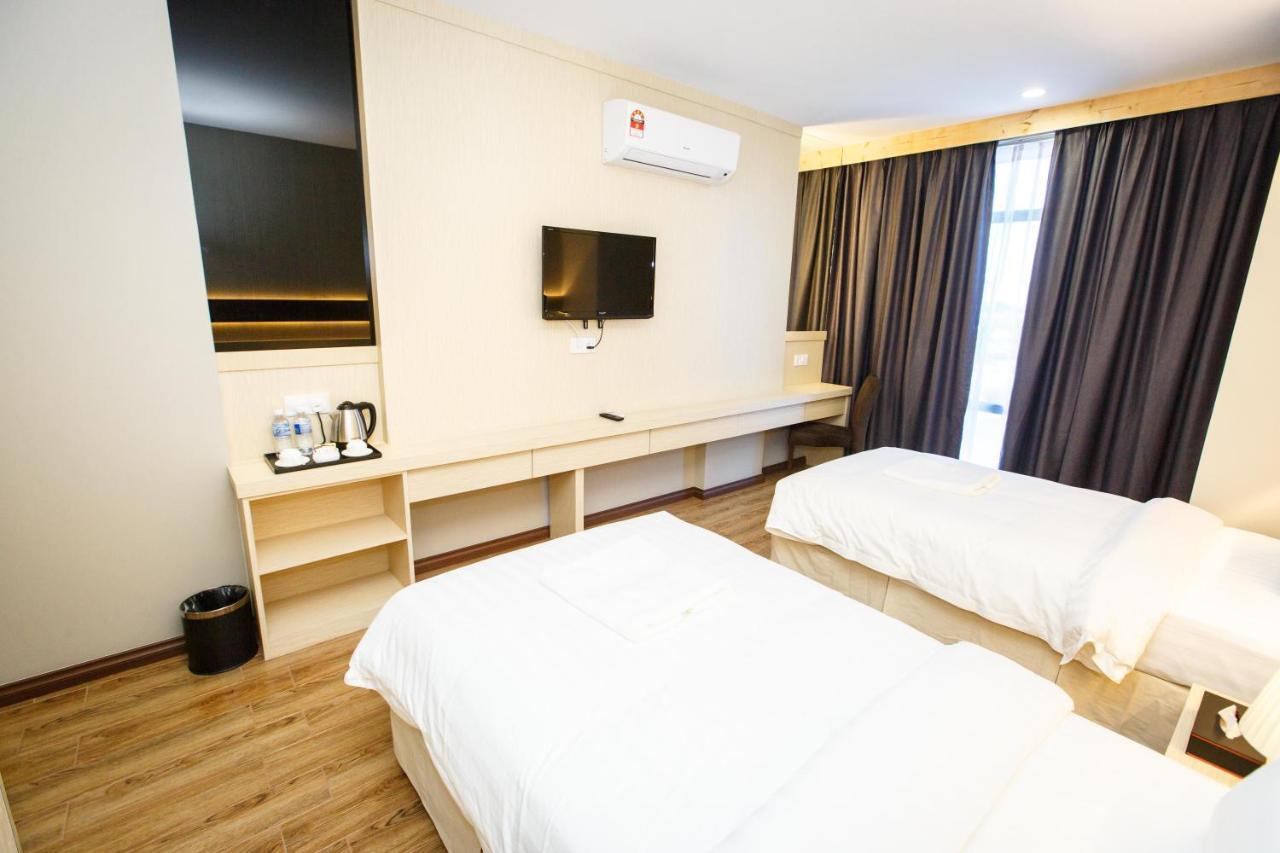 Lintas Platinum Hotel Kota Kinabalu Esterno foto